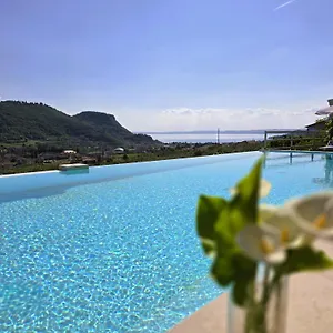 Relais Olivi Lejlighedshotel Costermano