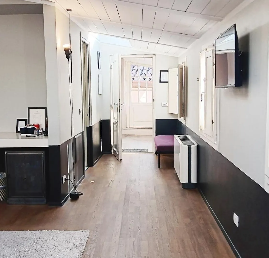 Maison Borella Милан 4*,